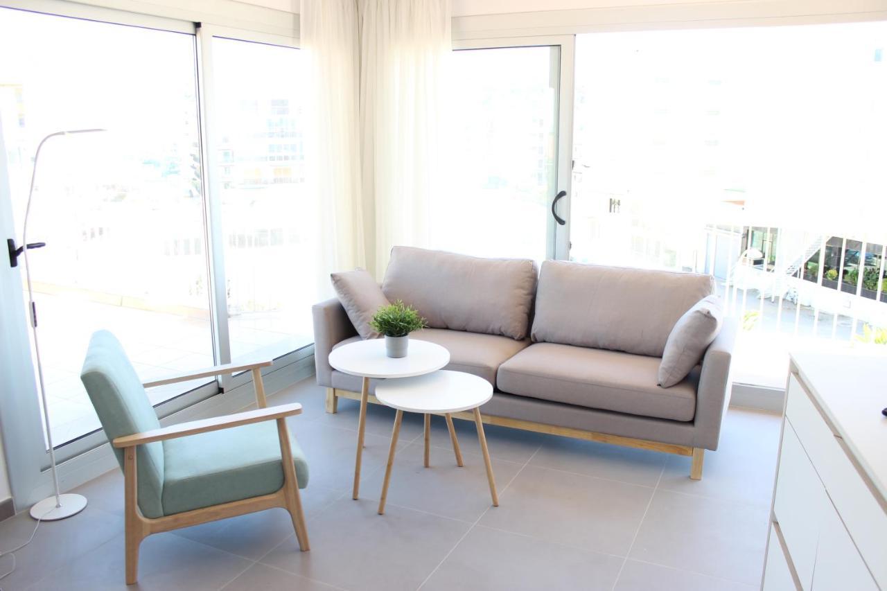 רוזס Beautiful Loft, Huge Sunny Terrace, View Over The Beach And Sea מראה חיצוני תמונה