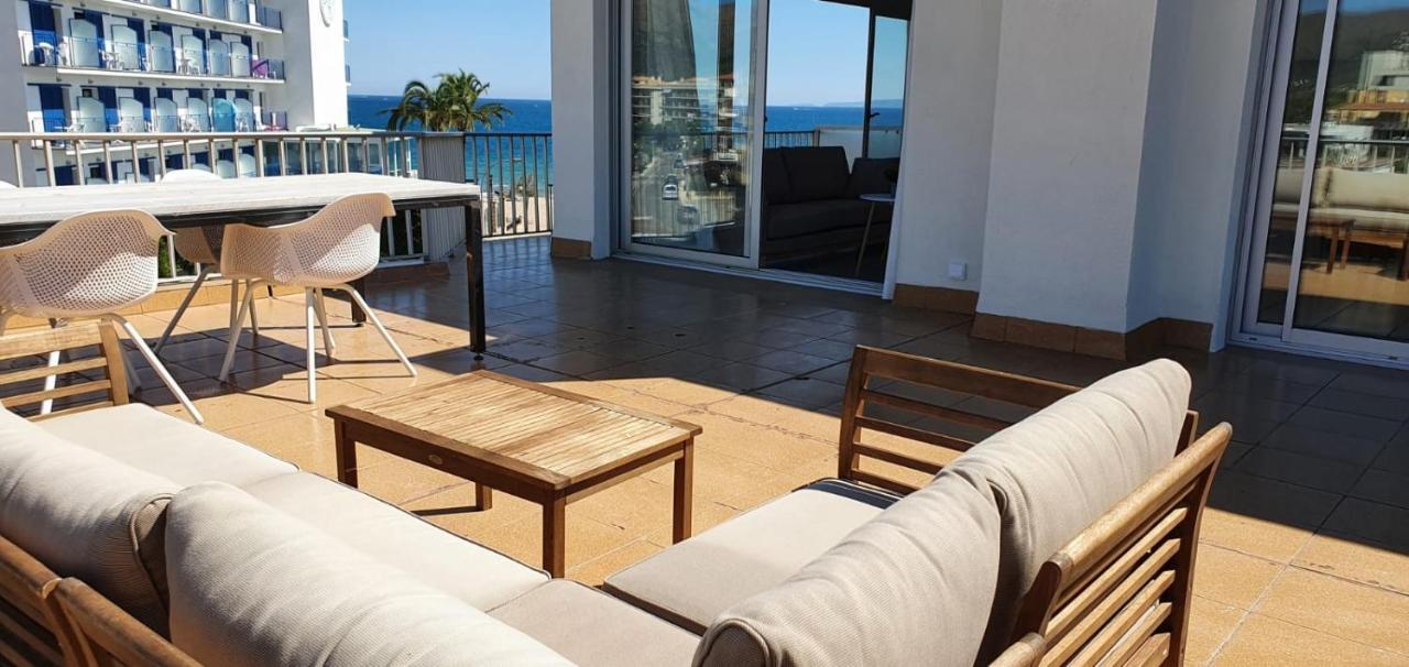 רוזס Beautiful Loft, Huge Sunny Terrace, View Over The Beach And Sea מראה חיצוני תמונה